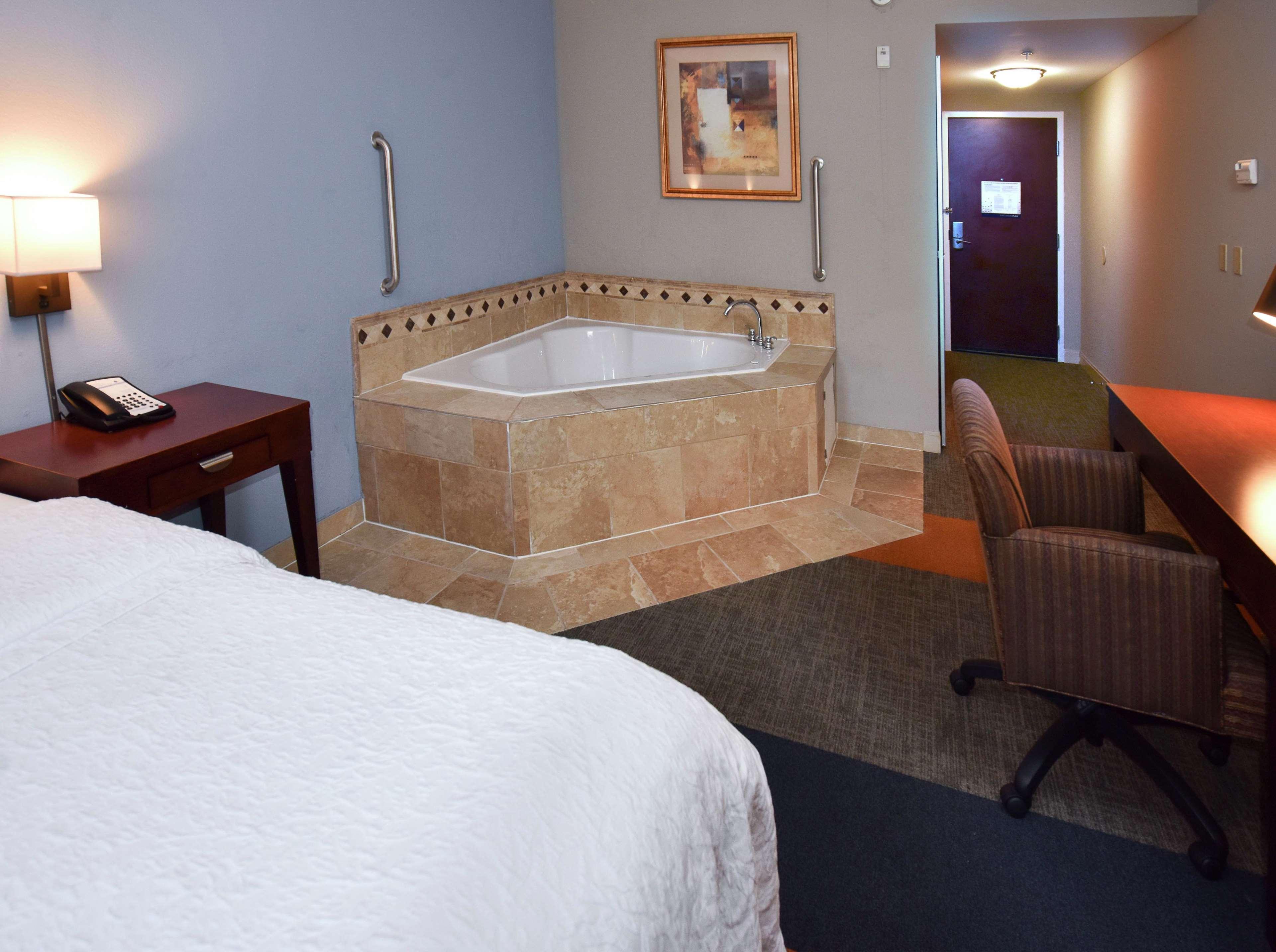 Hampton Inn Alexander City Exteriör bild